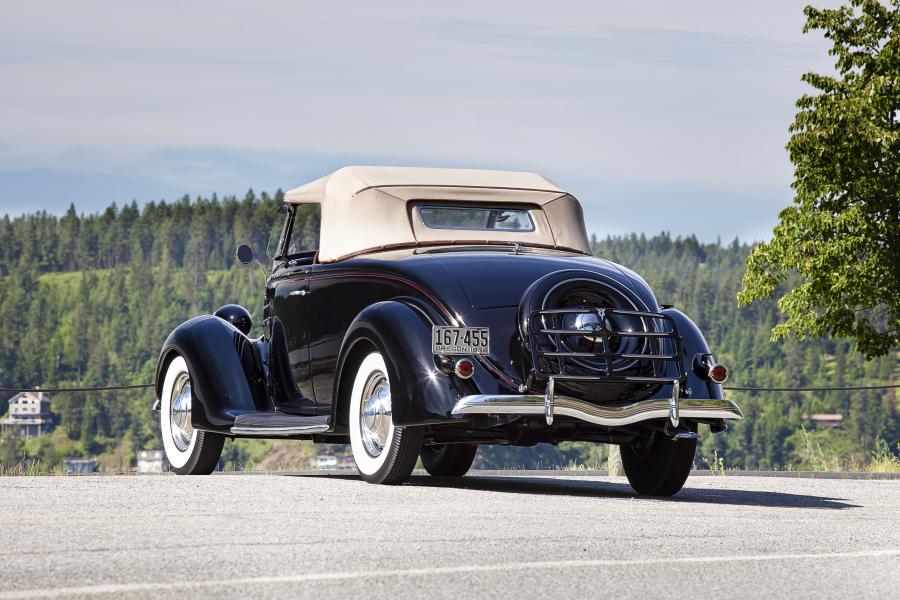  Ford DeLuxe Roadster 1936 года  (фото 22 из 23)